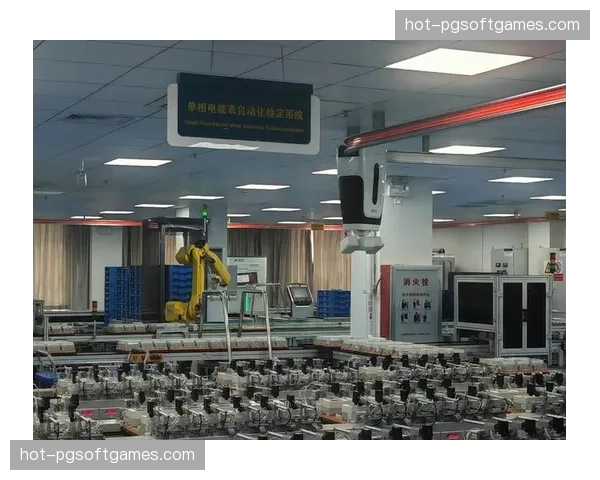 流程自动化机器人的引入 使得繁琐的成绩核算与排名更新在瞬时完成