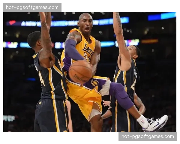 雷霆多点突破分球模式，构建冲击内线与外线投射结合体系